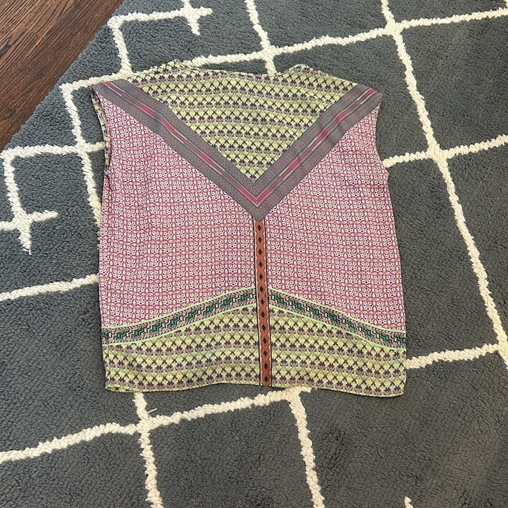 Patterned Tank Blouse - Picture 5 of 6